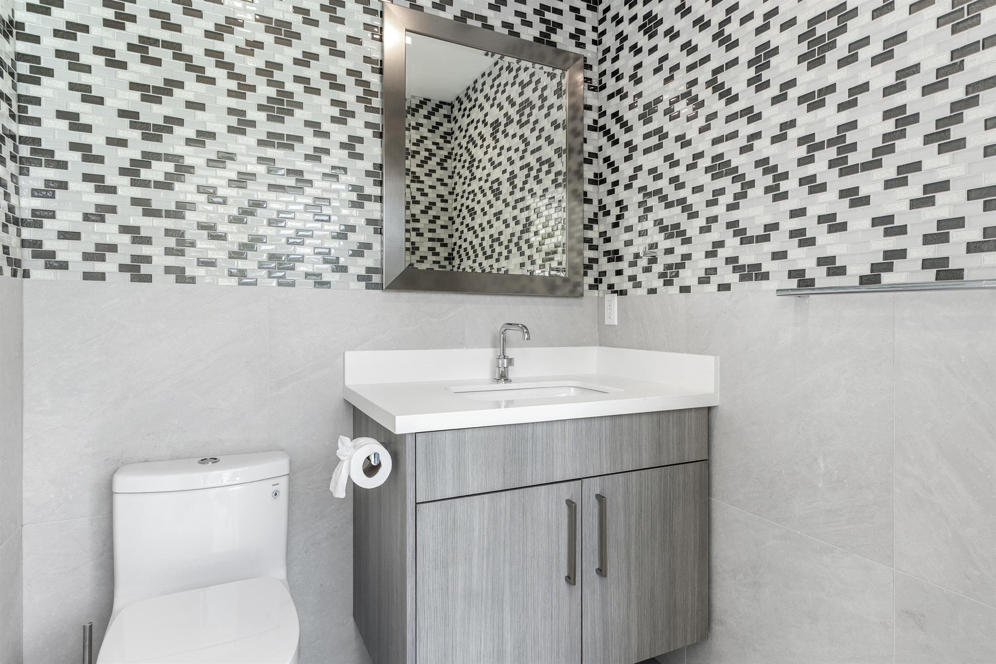 SUN AND SURF CLUB COMMUNI - Residential