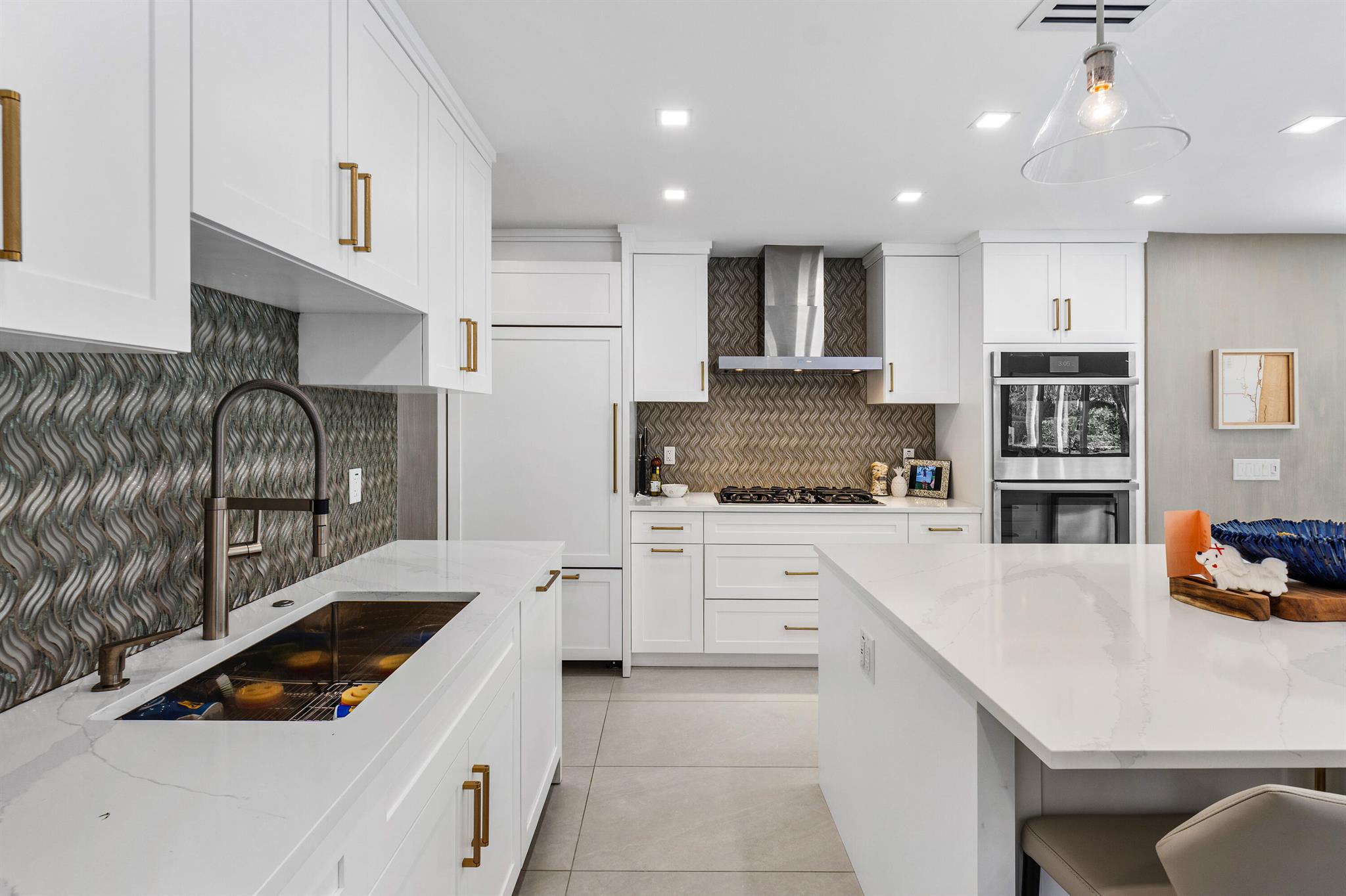 SUN AND SURF CLUB COMMUNI - Residential