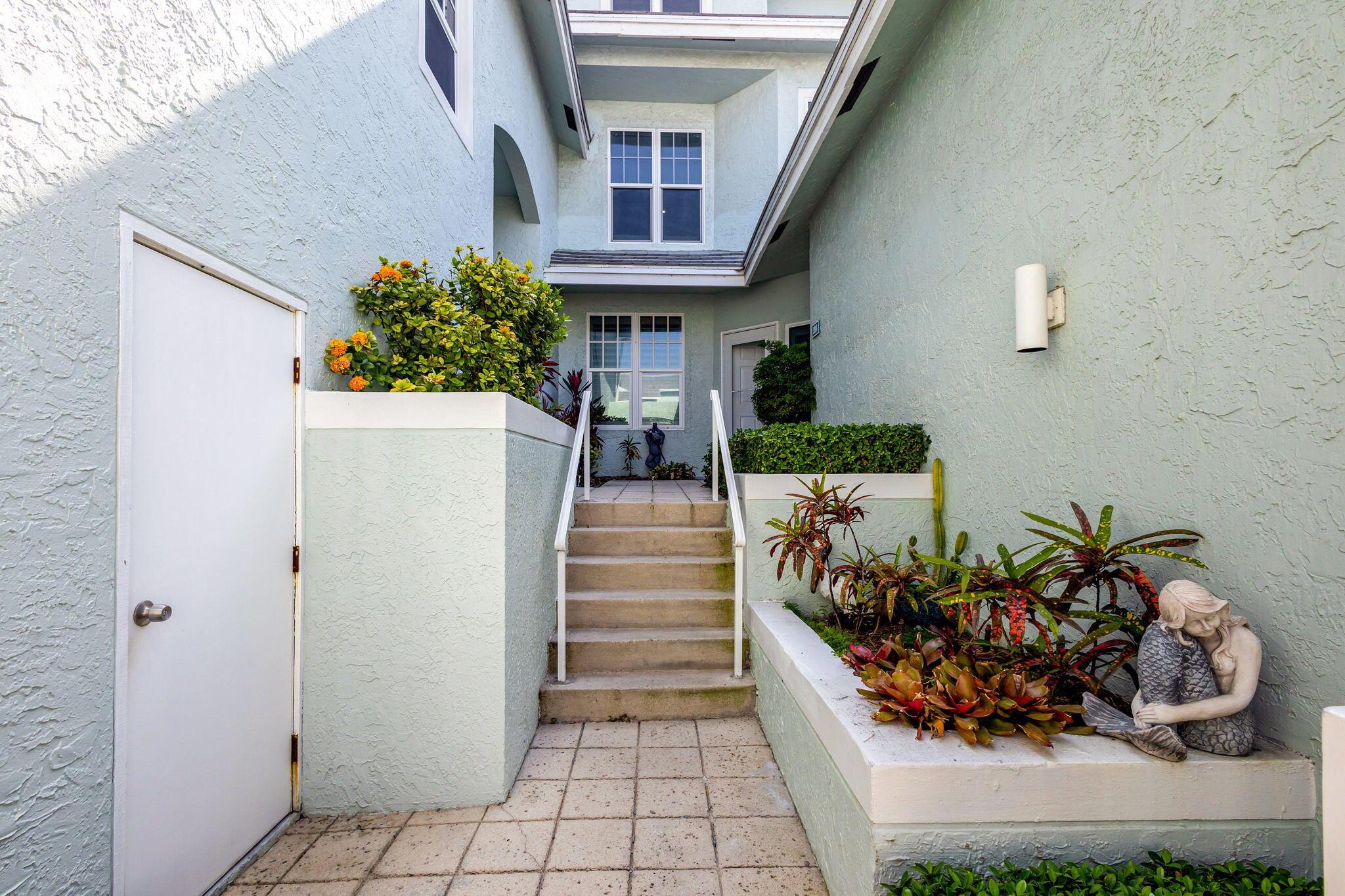 SEA COLONY CONDO - Residential Lease