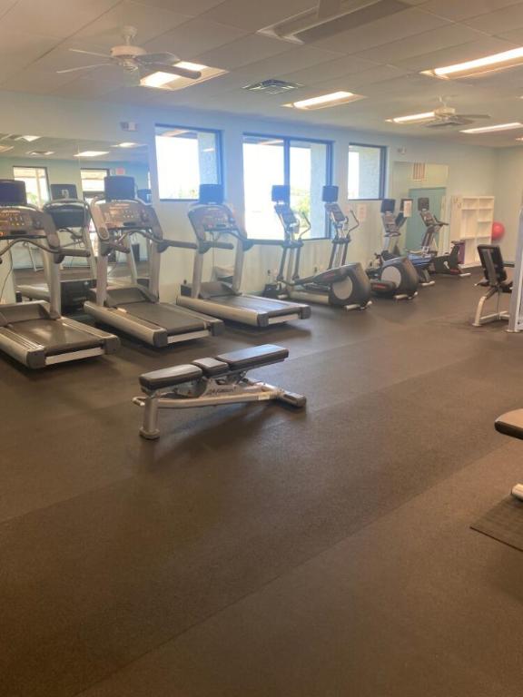 DELRAY VILLAS 4/ 5 - Residential