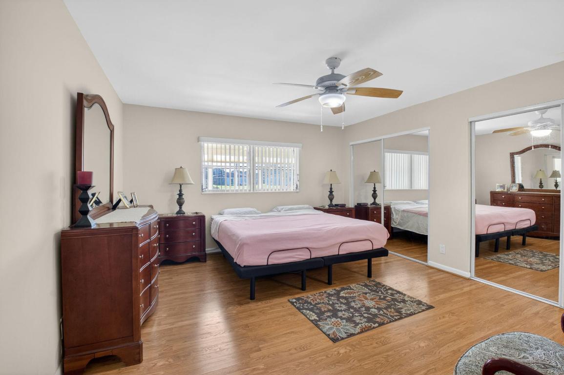 DELRAY VILLAS 5 - Residential