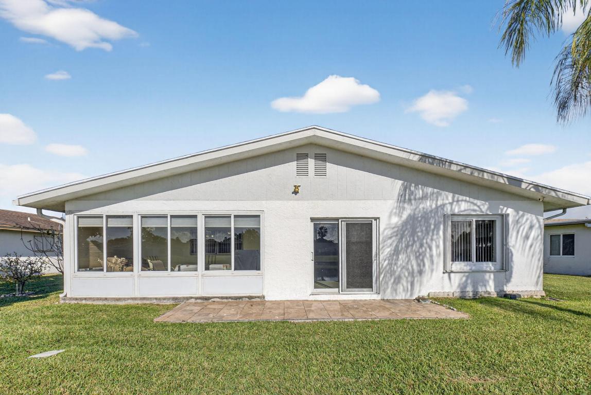 DELRAY VILLAS 5 - Residential