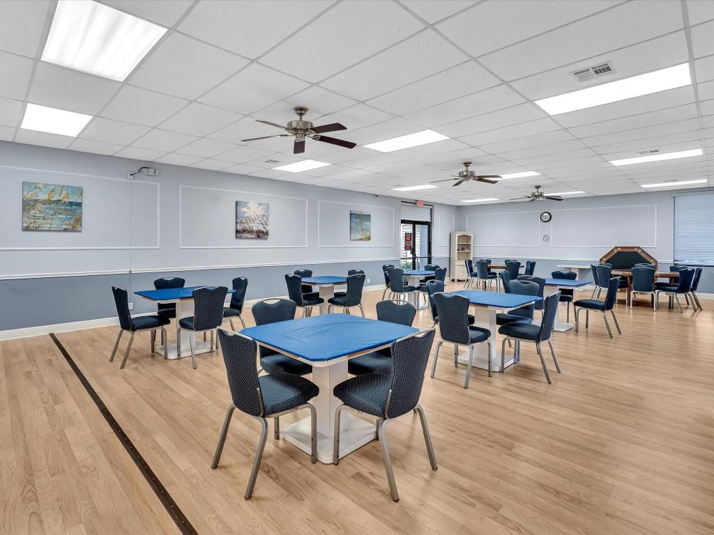 DELRAY VILLAS 5 - Residential