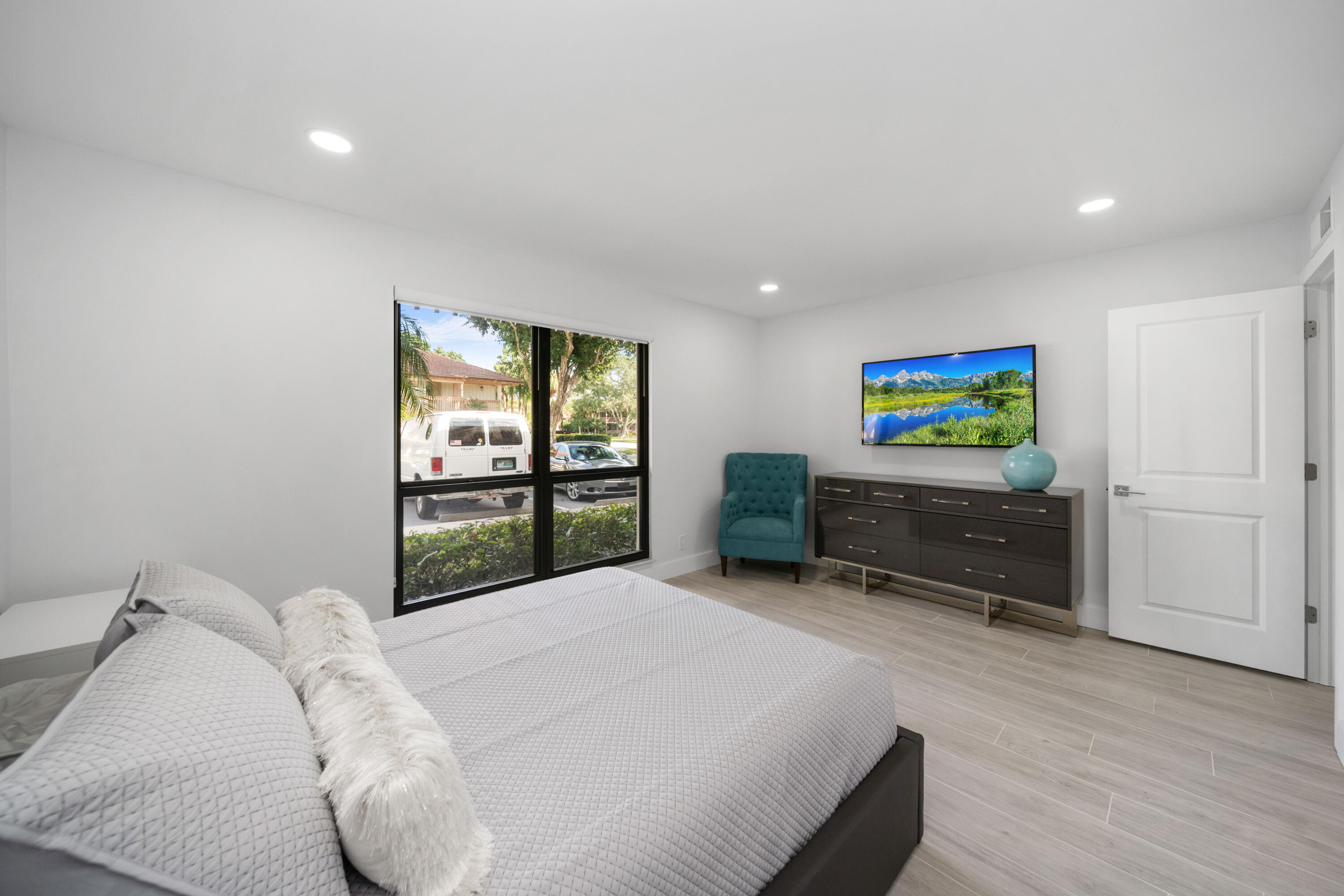 GOLF VILLAS CONDO - Residential