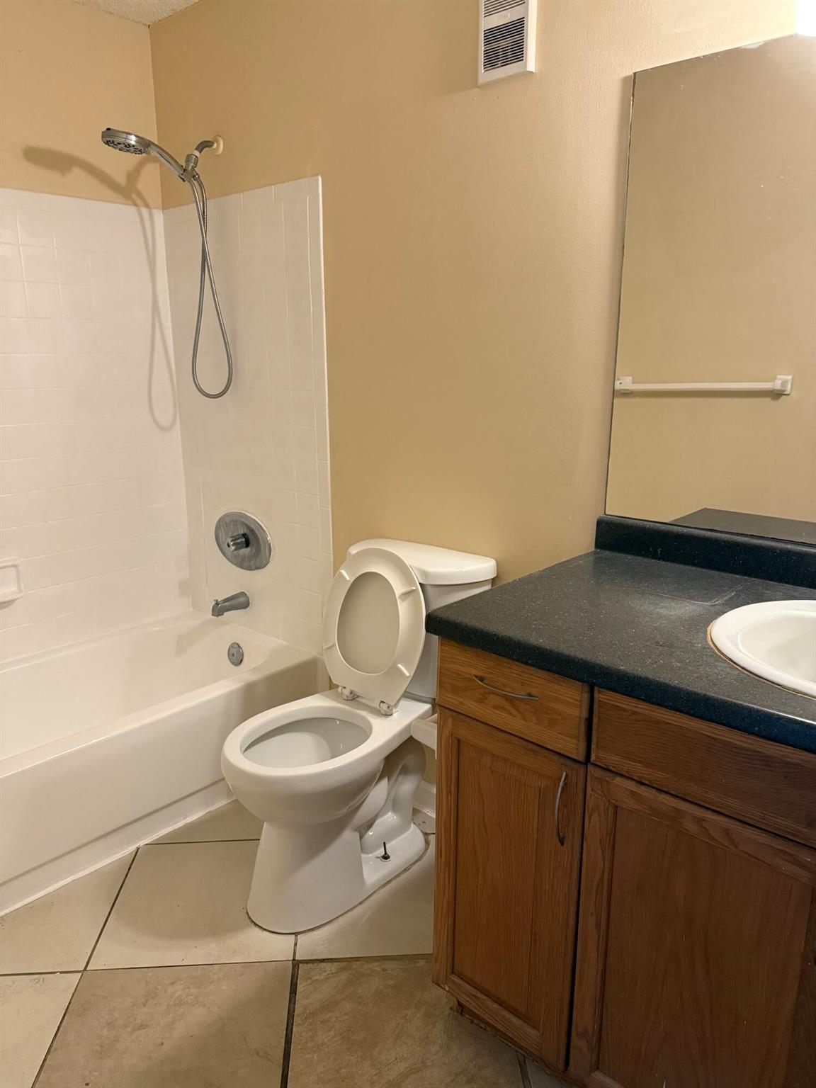 BOYNTON LANDINGS CONDO - Residential Lease