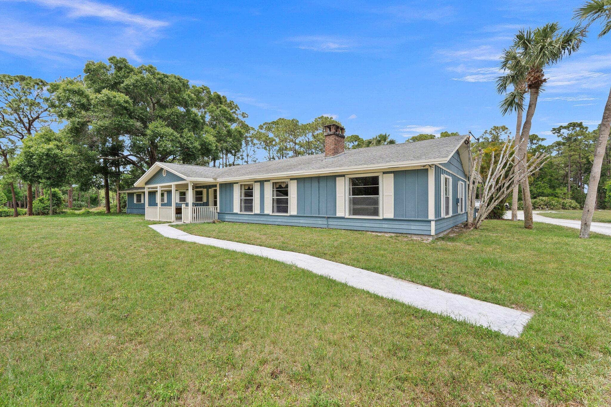 6325 SW Gator Trail