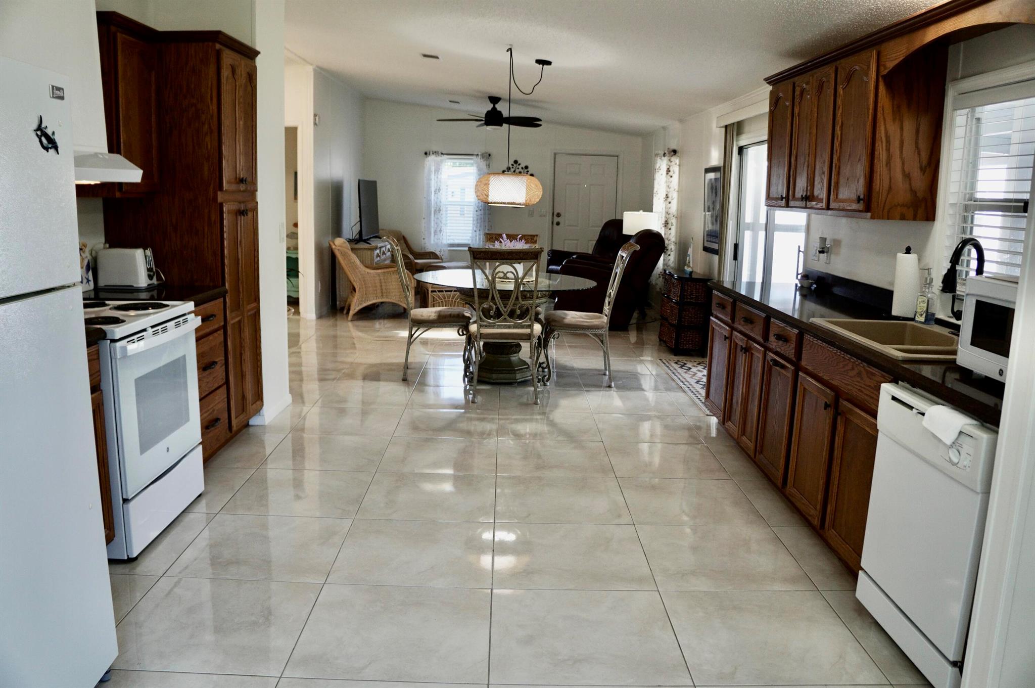 Sandhill Shores - Residential