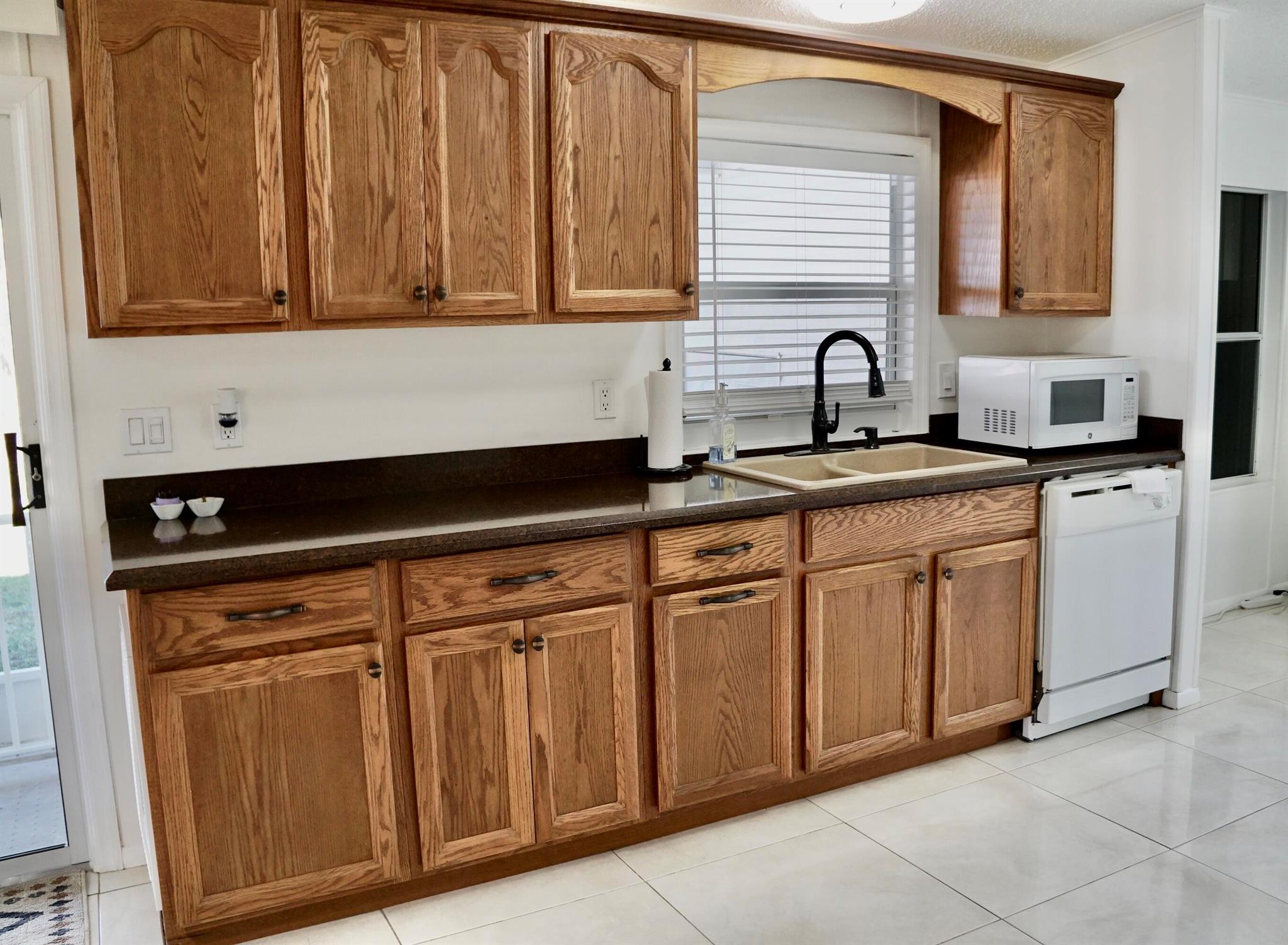 Sandhill Shores - Residential