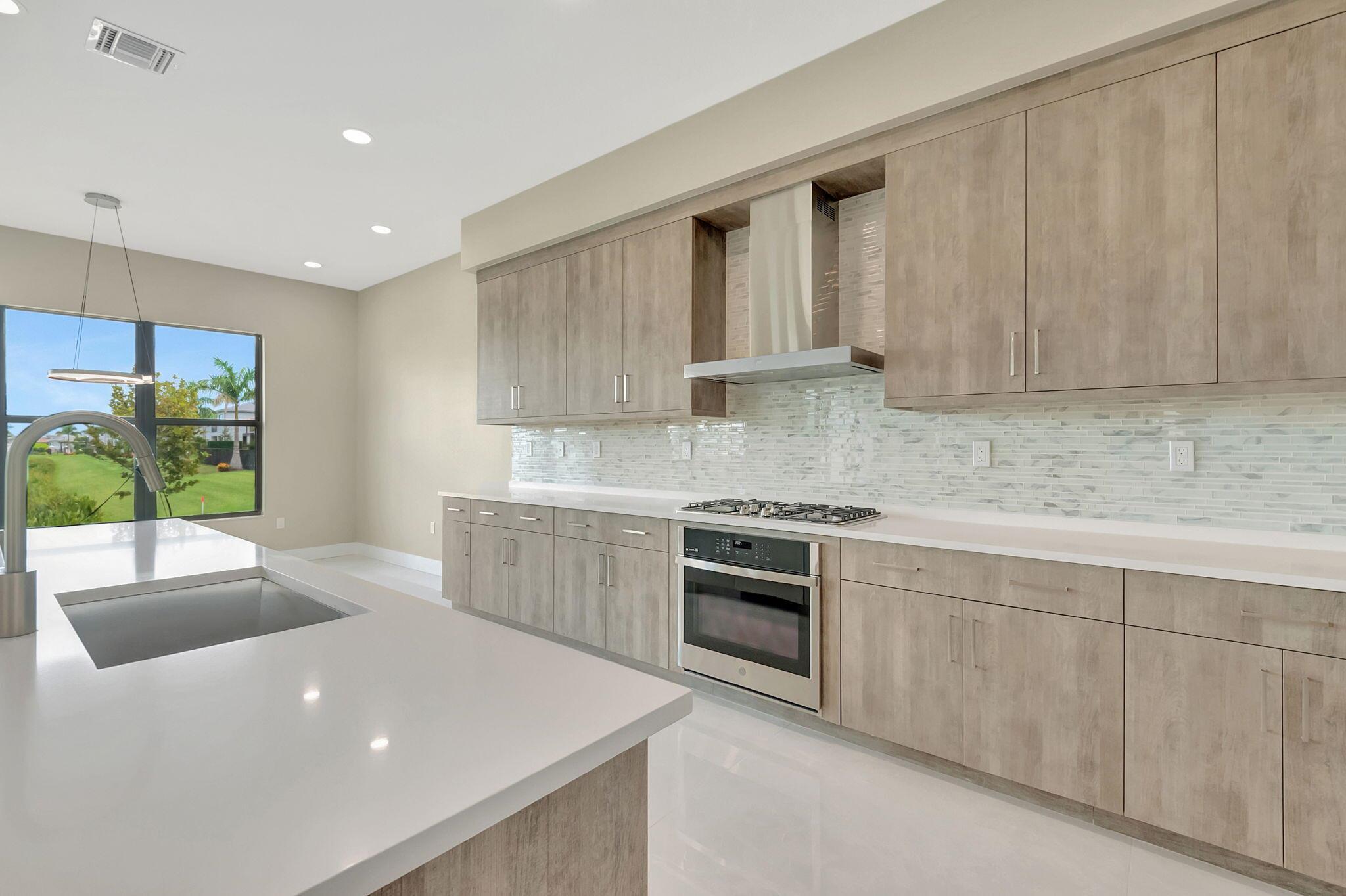 Lotus Palm - Residential