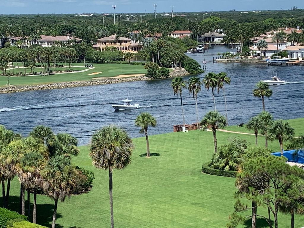 Photo of 336 Golfview Road #910, North Palm Beach, FL 33408 (MLS # R10839255)