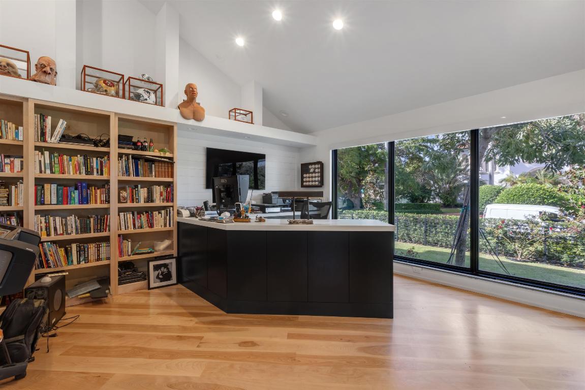 SANCTUARY - Residential