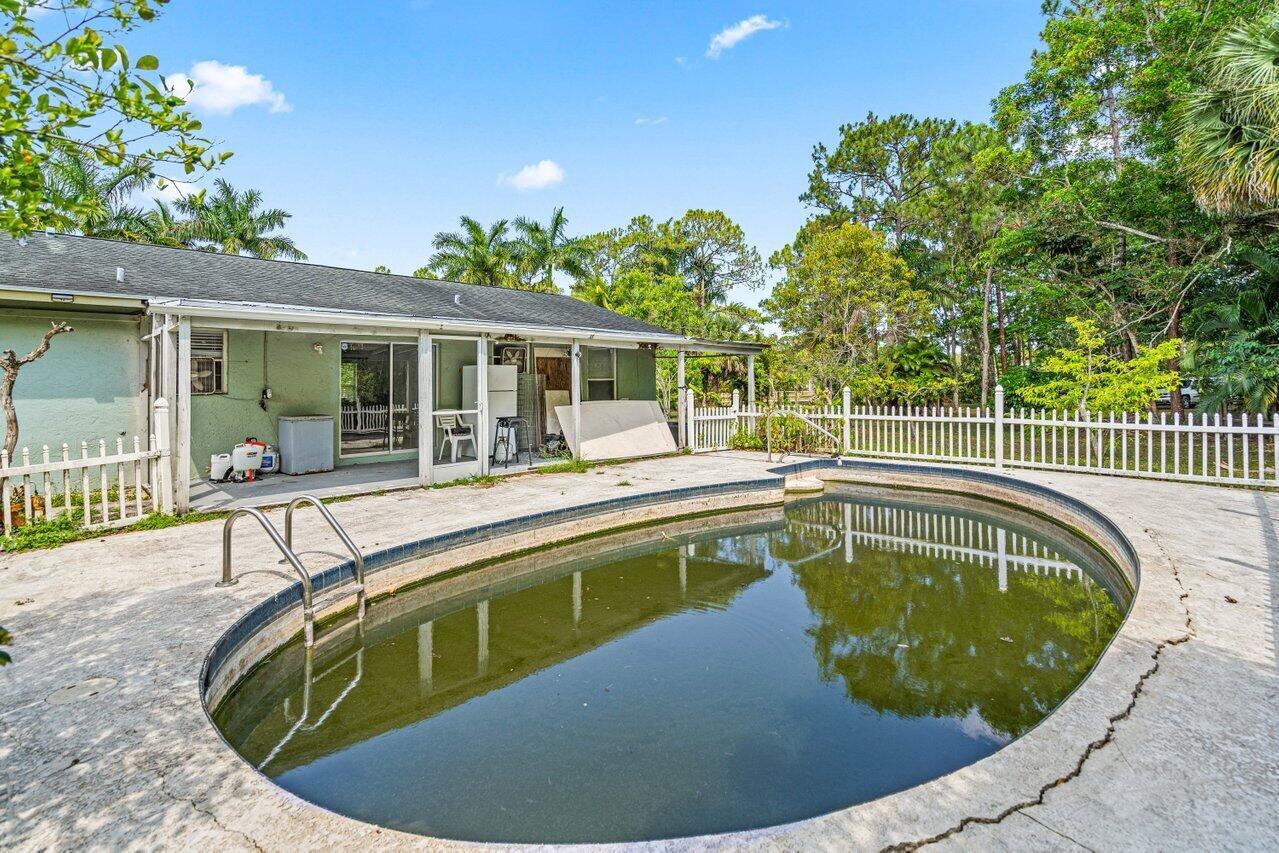 ACREAGE - Residential