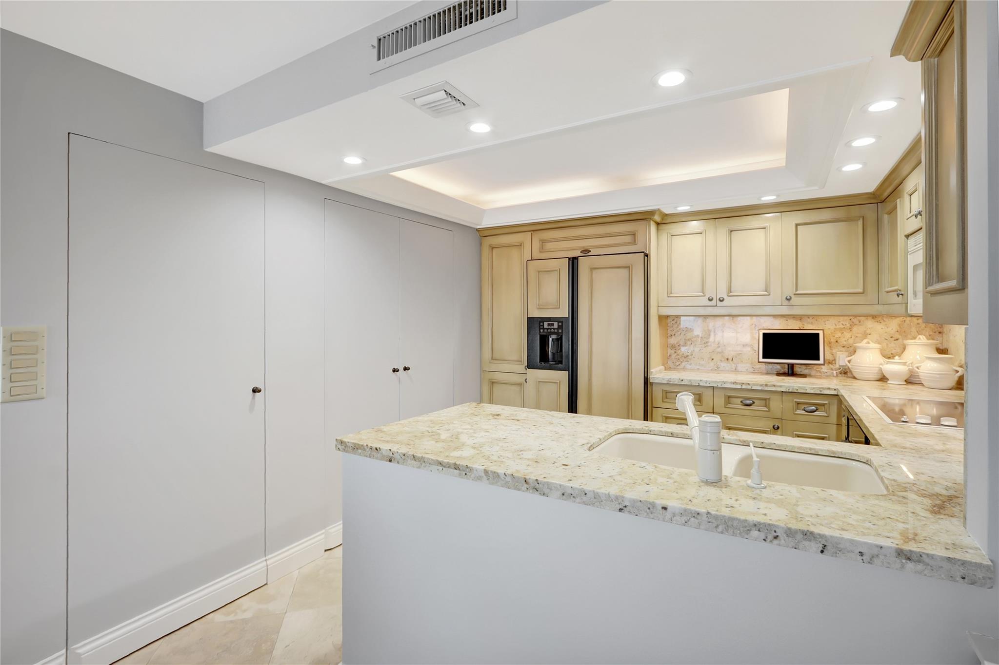 Lago Mar North Lodge - Residential