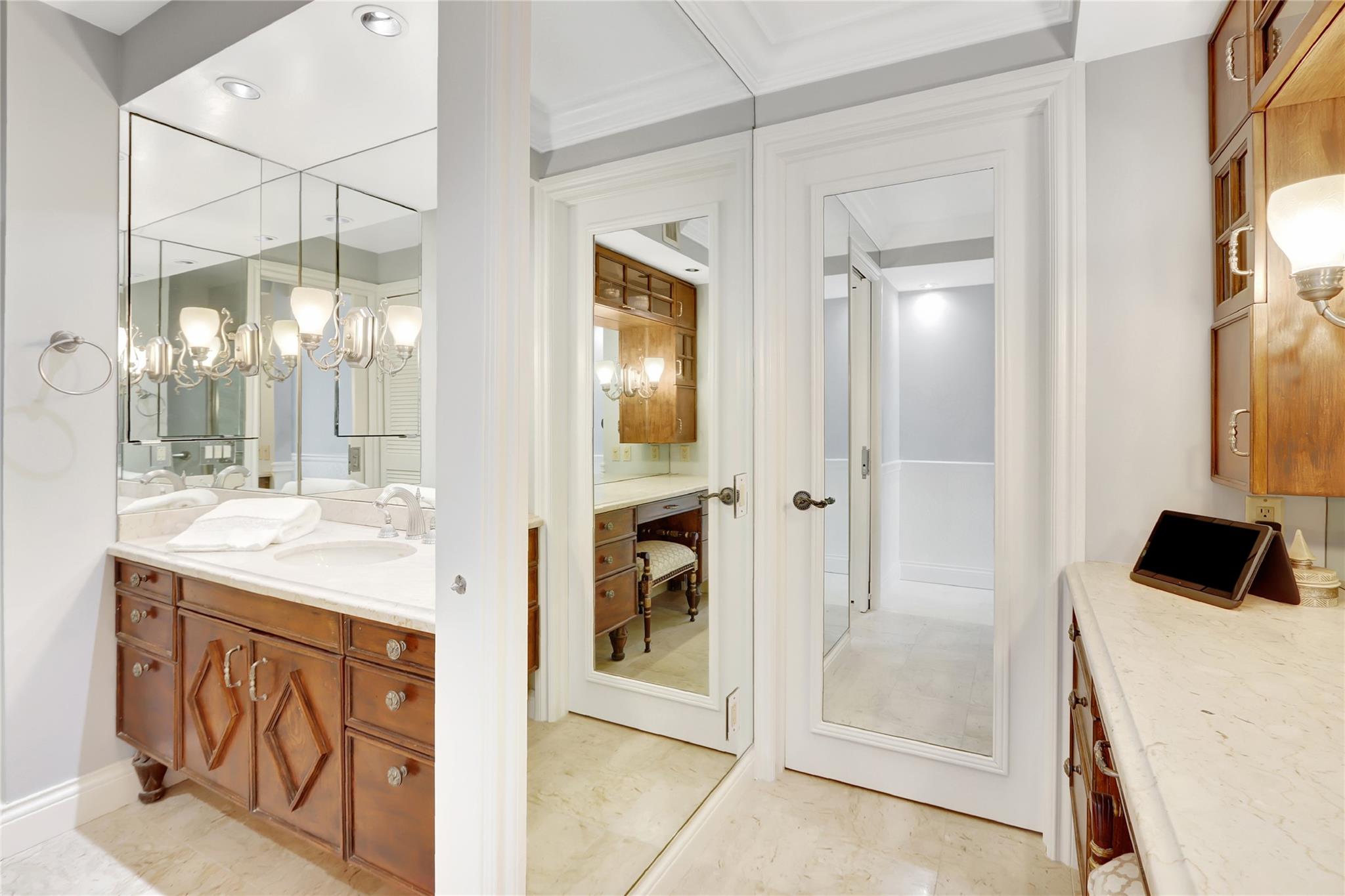 Lago Mar North Lodge - Residential