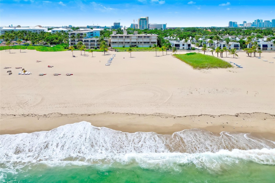 1710 S Ocean Lane 105 & 104