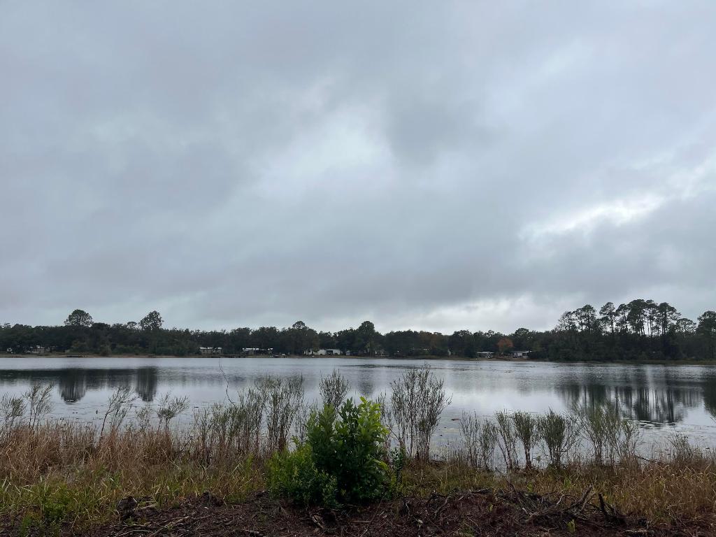 INTERLACHEN LAKES ESTATES - Land