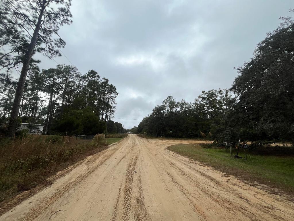 INTERLACHEN LAKES ESTATES - Land