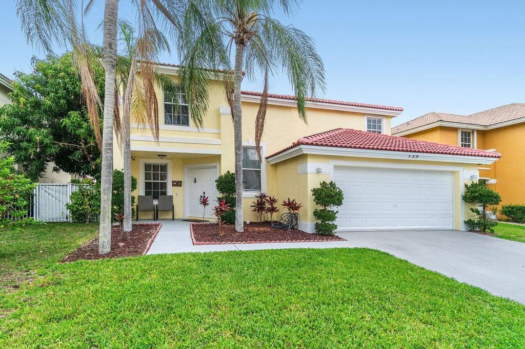 Photo of 139 Citrus Park Circle, Boynton Beach, FL 33436 (MLS # R11135804)