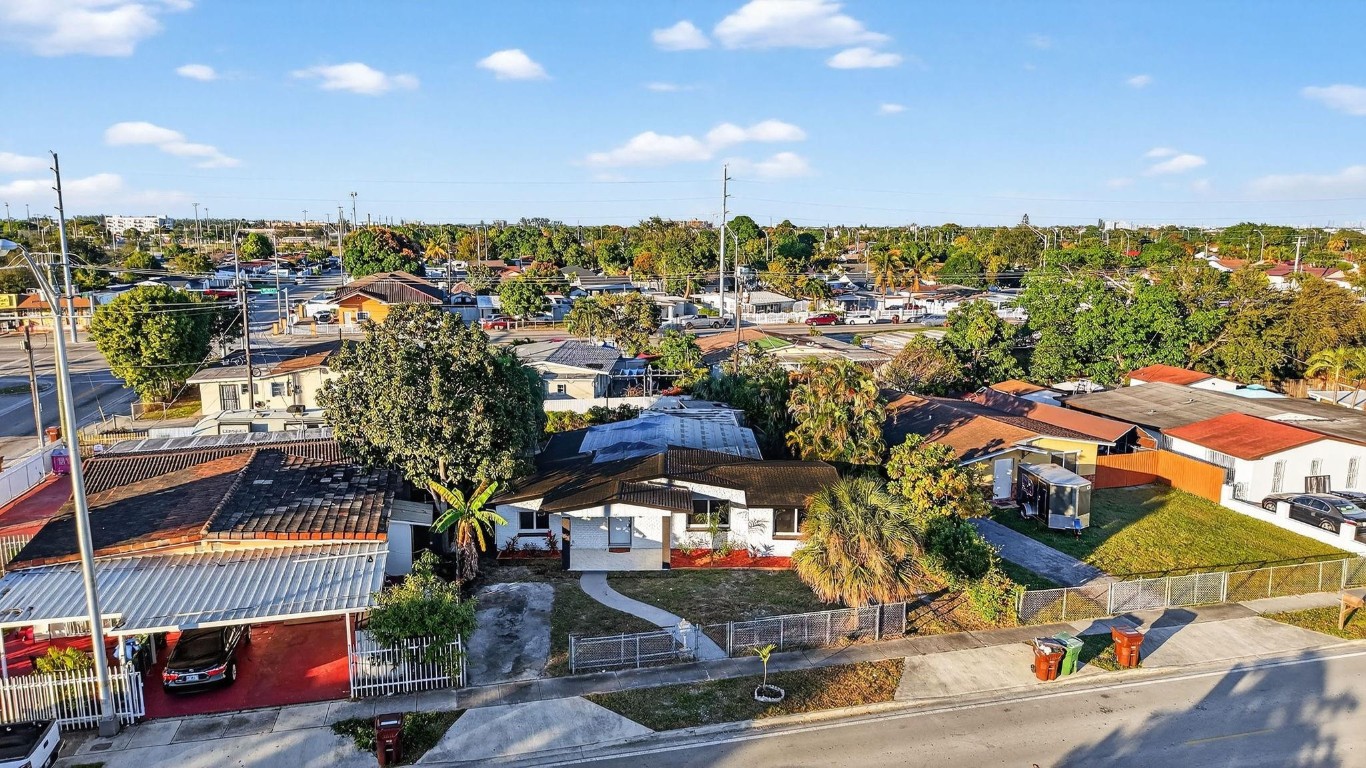 Essex Village 6th Add - Residential