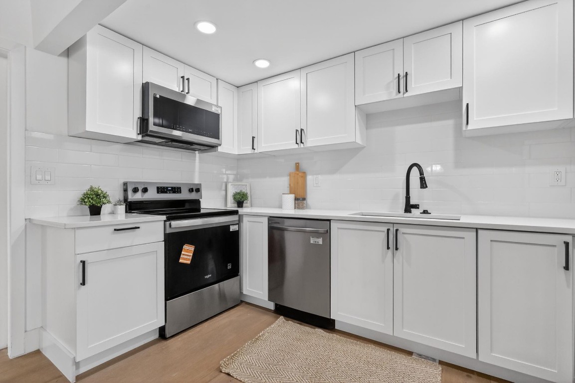 Essex Village 6th Add - Residential