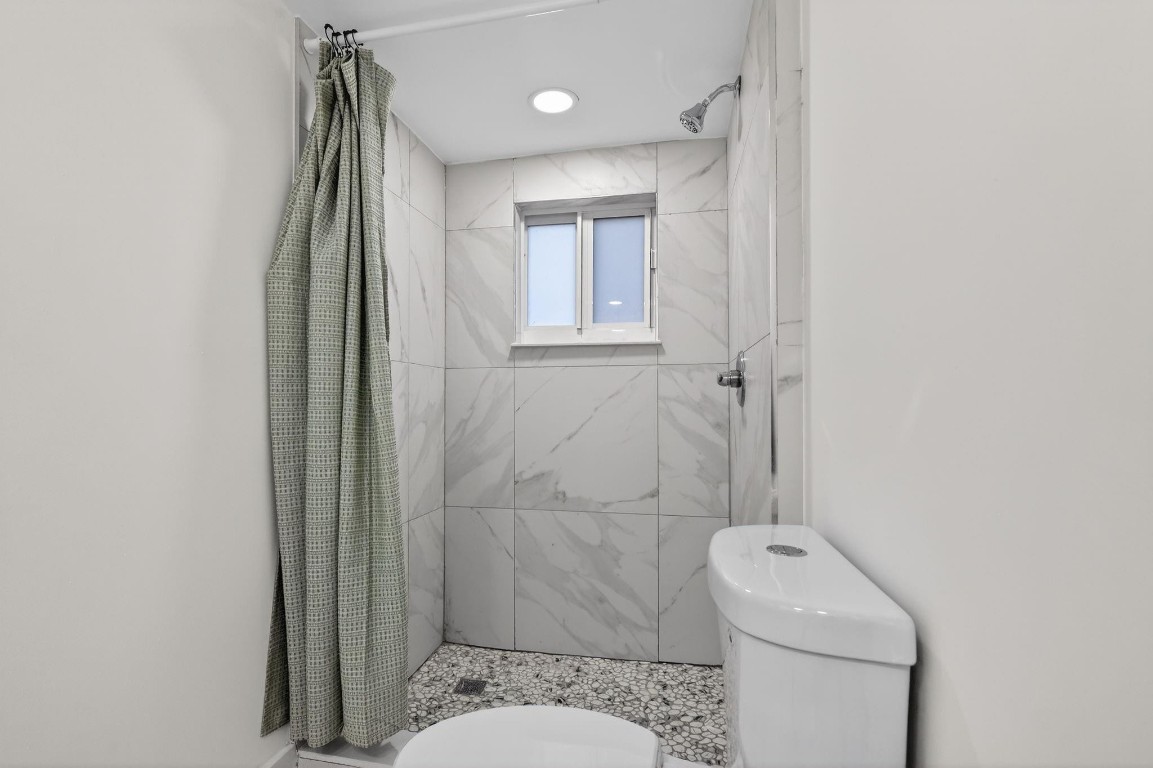 Essex Village 6th Add - Residential