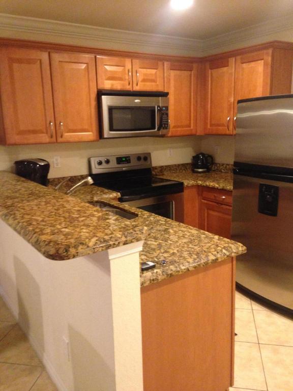 THIRD REPLAT OF PORTOFINO ISLES - Residential