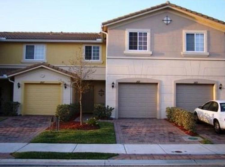 THIRD REPLAT OF PORTOFINO ISLES - Residential