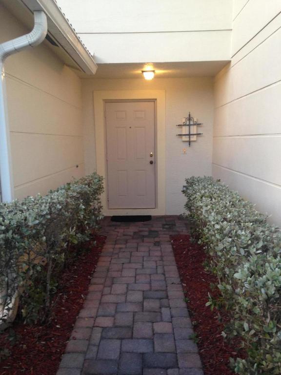 THIRD REPLAT OF PORTOFINO ISLES - Residential