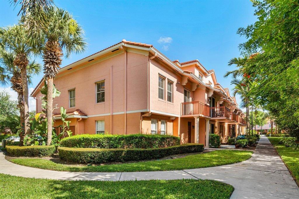 TIERRA VERDE AT DELRAY BEACH CONDO - Residential Lease