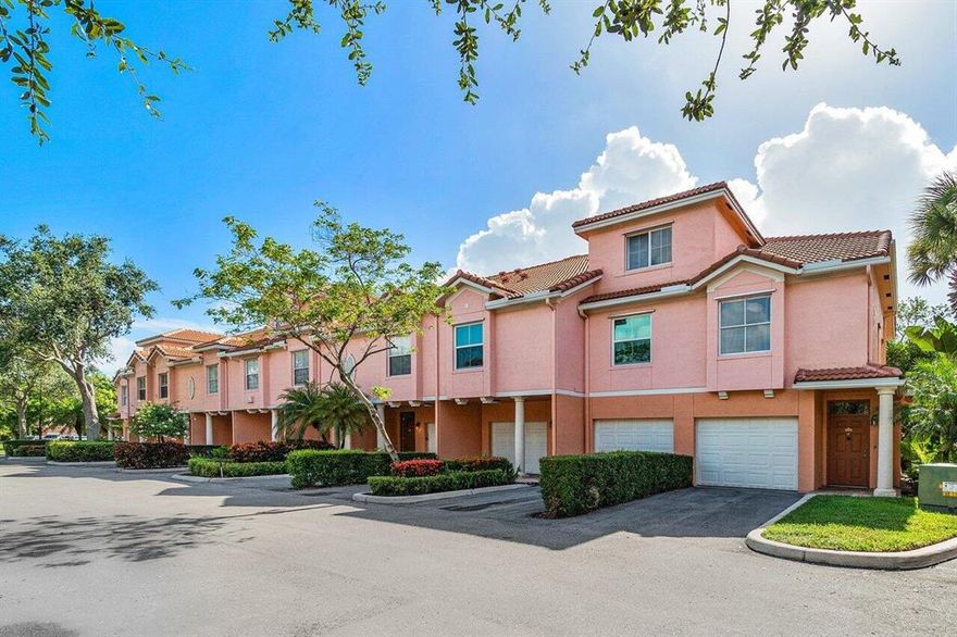 RENOVATED & GORGEOUS FURNISHED SEASONAL TOWNHOME LEASE!!!
2 BEDROOMS AND 2 FULL BATHS WITH GARAGE.  Fabulous and New Decor with wood floors, granite and stainless kitchen, washer/dryer, etc....Delray Beach Gated Community close to Beaches, Atlantic Ave. shopping, Trader Joe's, Whole Foods and much much more! Great amenities, resort style pool, park, lots of green space, walking paths, basketball, tennis, volleyball, gym, movie room, business center, conference room, property manager on site.