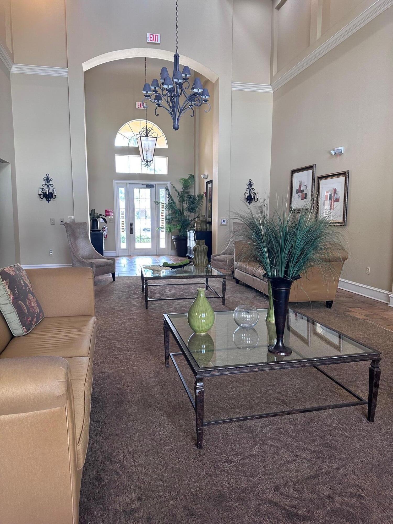 VILLAS AT EMERALD DUNES CONDO - Residential Lease