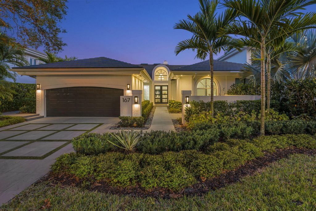 Photo of 167 Regatta Drive, Jupiter, FL 33477 (MLS # R11163962)