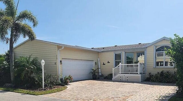 113 E Harbor Drive