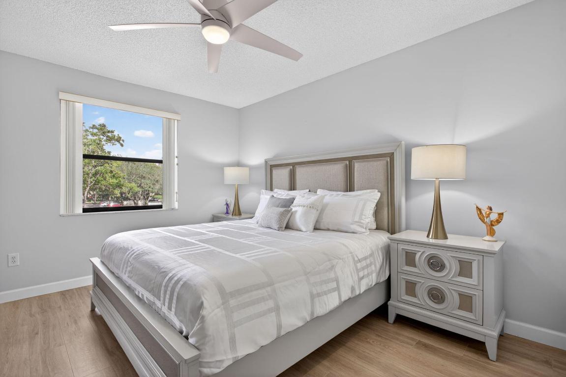 BAYPORT VILLAGE A - Residential