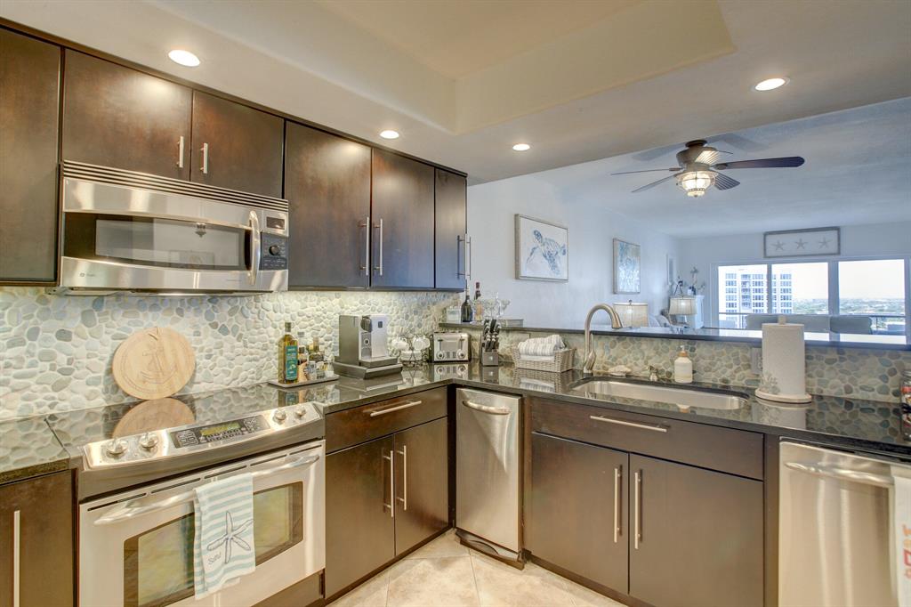 LEISURE TOWERS - Residential