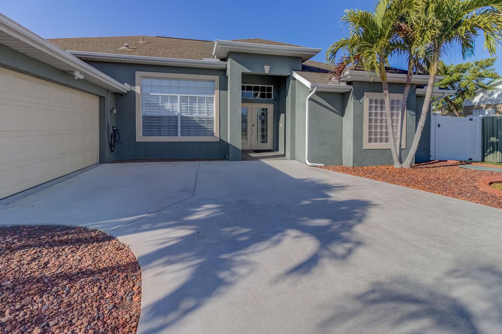 Photo of 942 SW Consolata Avenue, Port Saint Lucie, FL 34953 (MLS # R11086674)