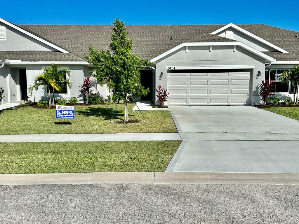 Photo of 5107 Modeno Street, Fort Pierce, FL 34951 (MLS # R10943320)