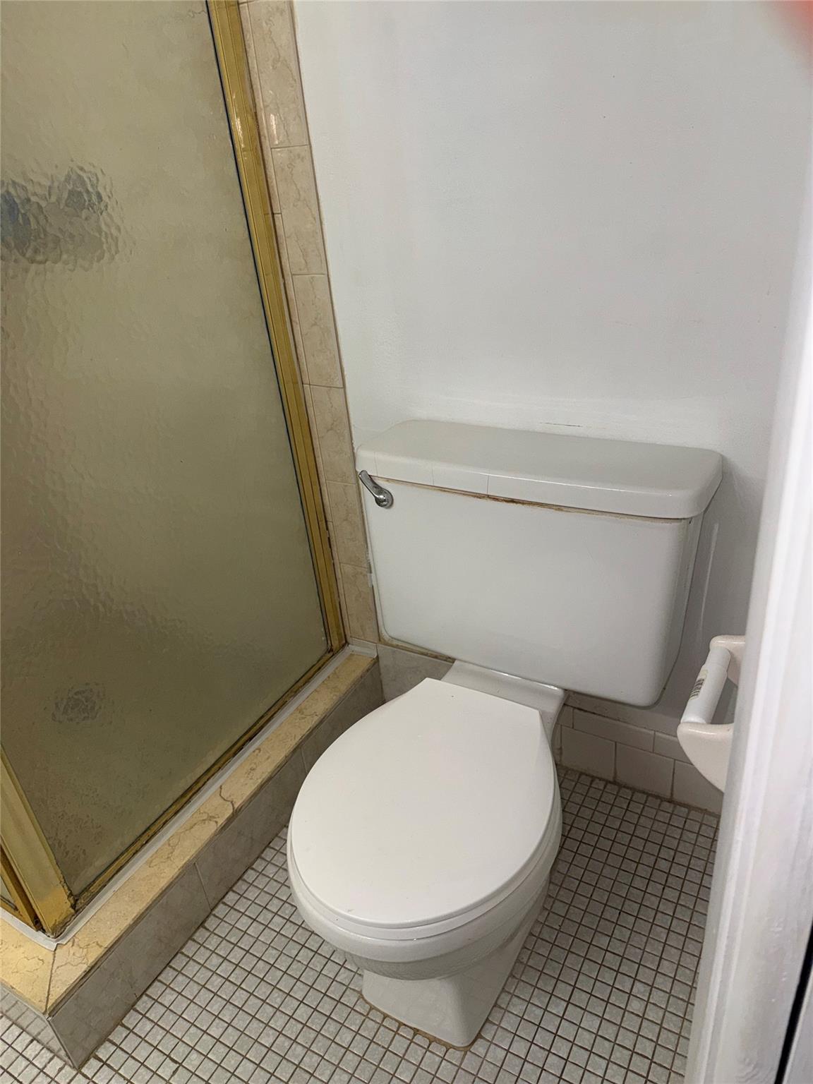 Bermuda Club Eight Condo - Residential Lease