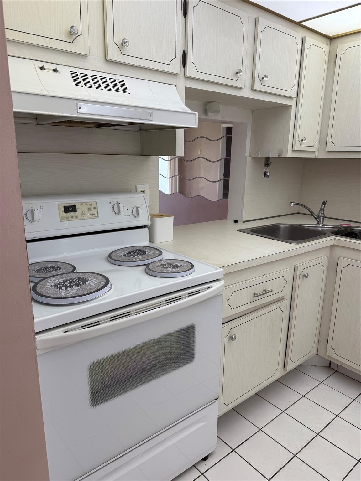 Bermuda Club Eight Condo - Residential Lease