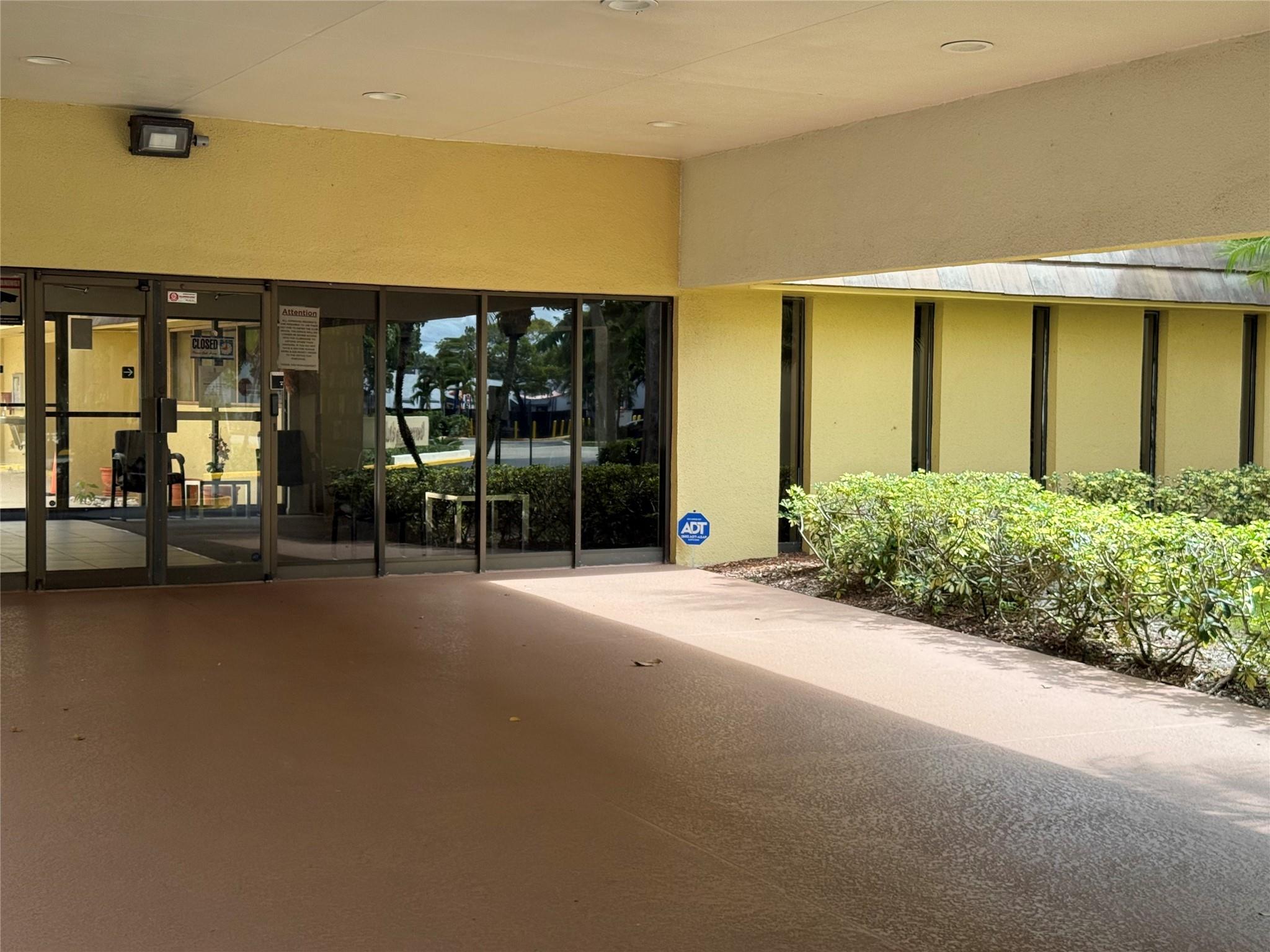 Bermuda Club Eight Condo - Residential Lease