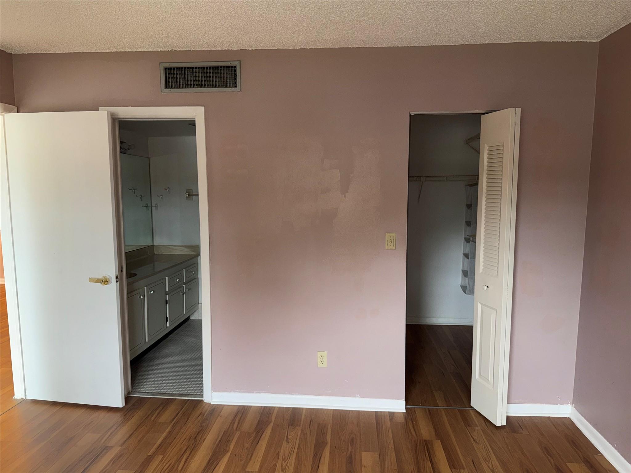 Bermuda Club Eight Condo - Residential Lease