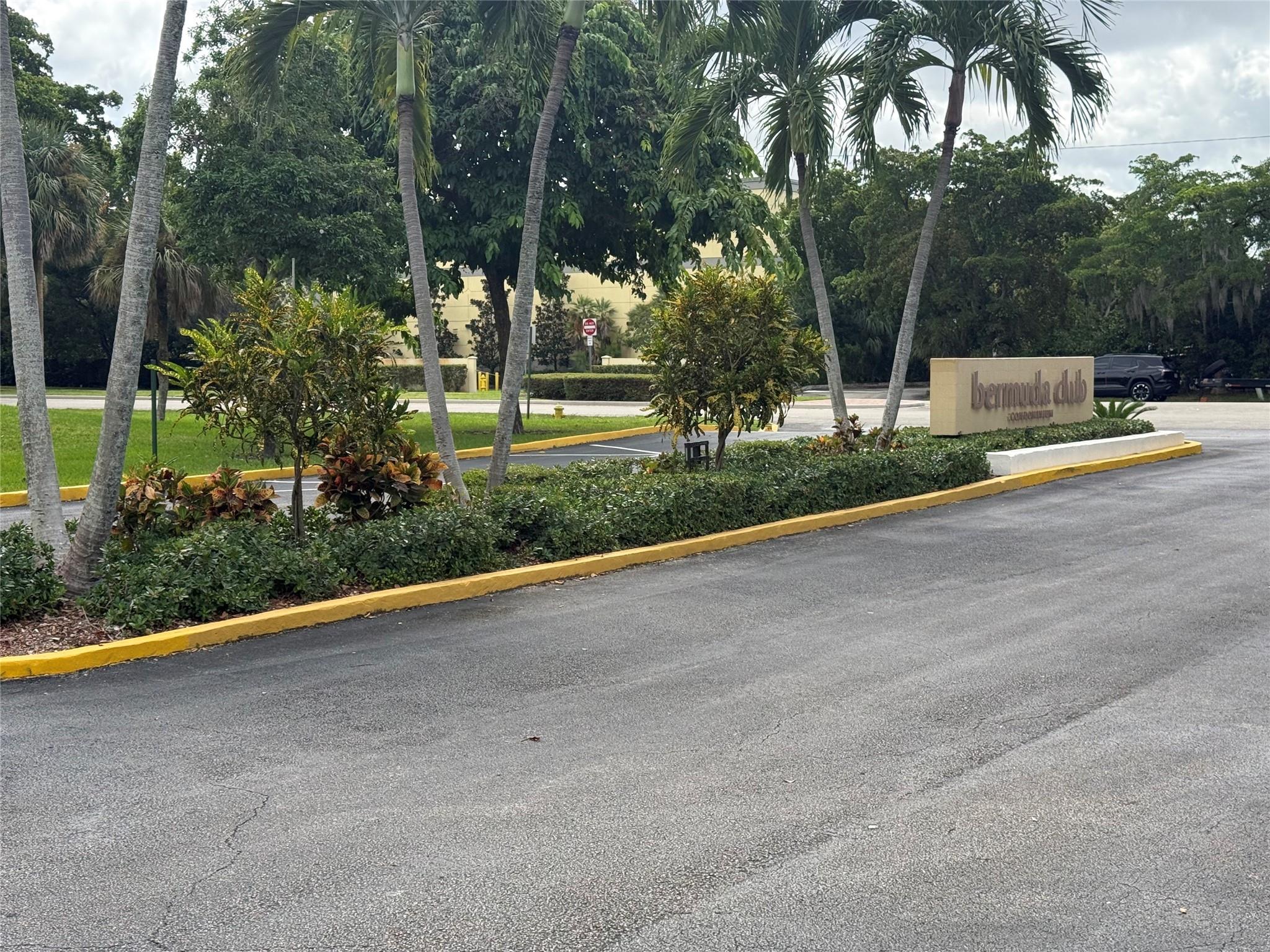 Bermuda Club Eight Condo - Residential Lease