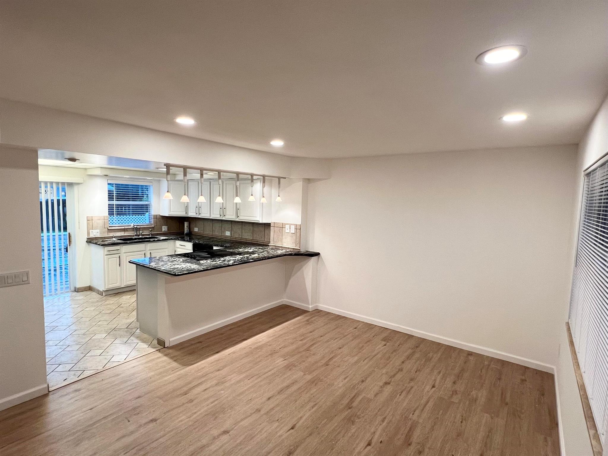 PALM CITY AMENDED - Residential Lease