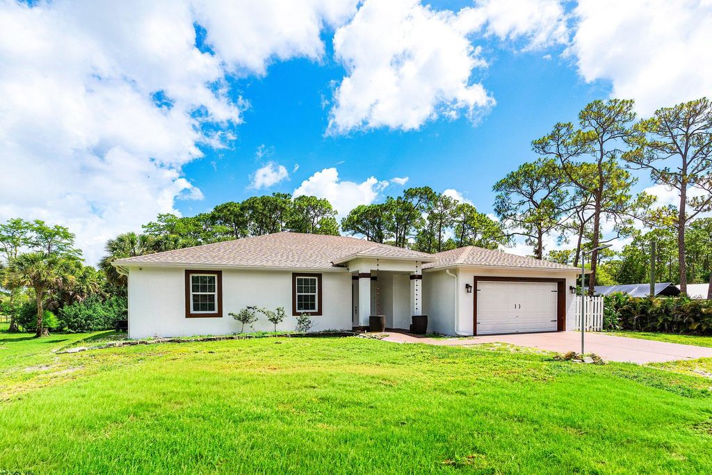 Photo of 16215 83rd Place N, Loxahatchee, FL 33470 (MLS # B26032506)