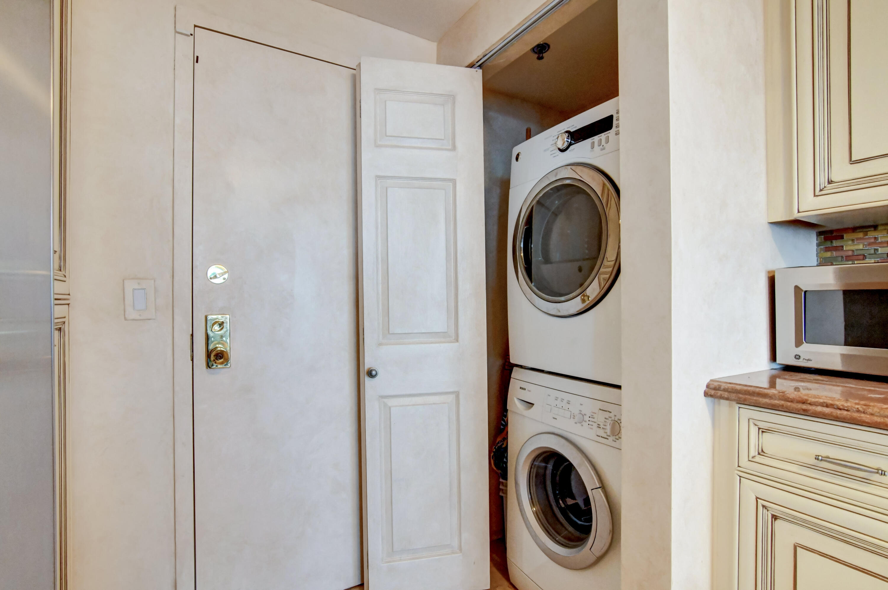 MARBELLA - Residential Lease