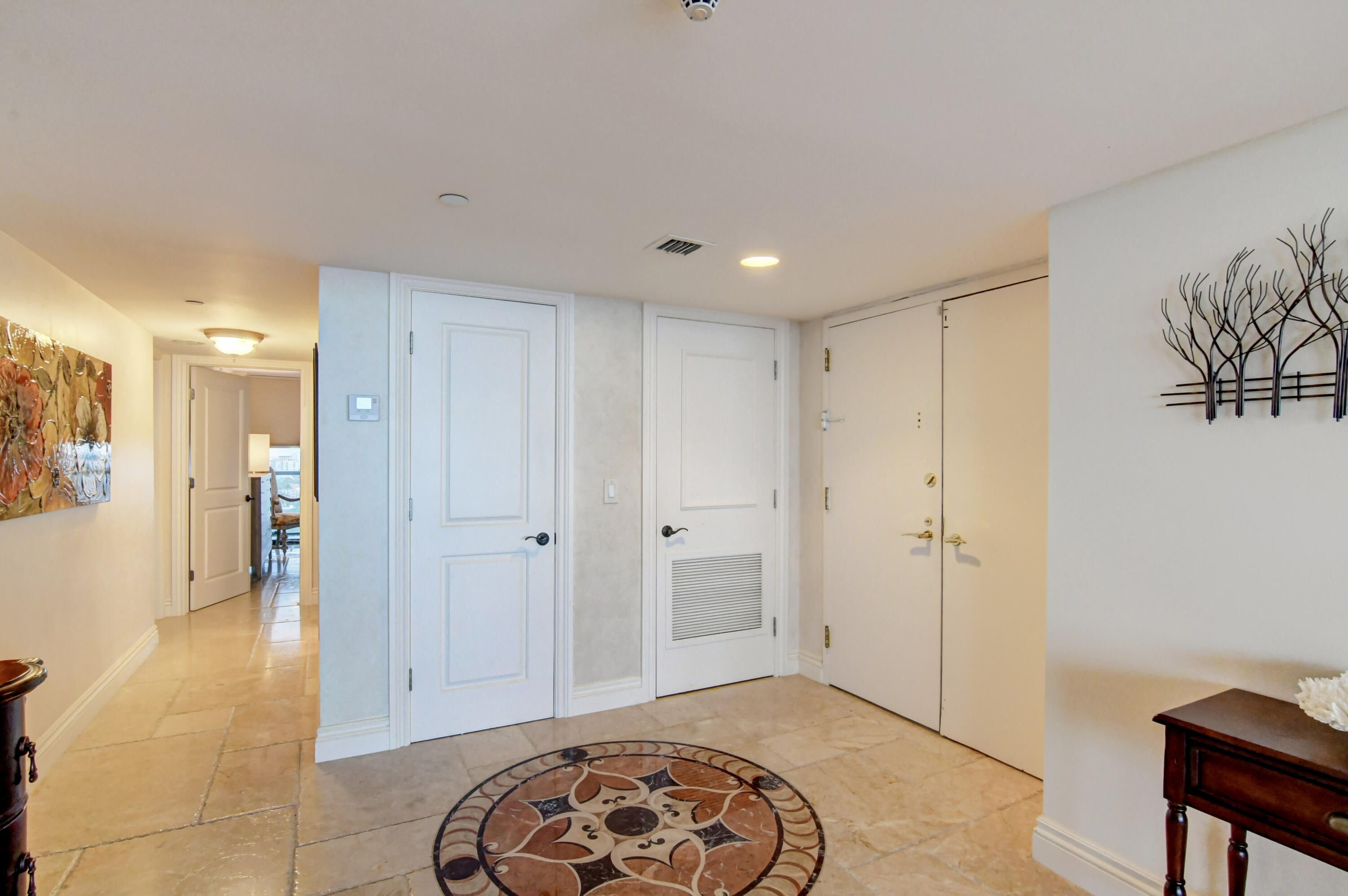 MARBELLA - Residential Lease