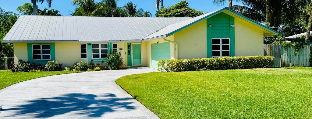 Photo of 9325 SE Athena Street, Hobe Sound, FL 33455 (MLS # R10984610)