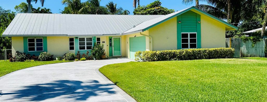 Photo of 9325 SE Athena Street, Hobe Sound, FL 33455 (MLS # R10984610)