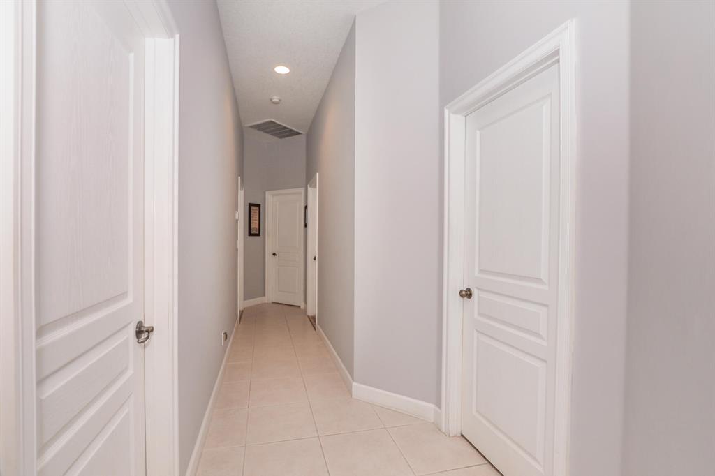 RIVER PLACE ON THE ST LUCIE NO 6 - Residential