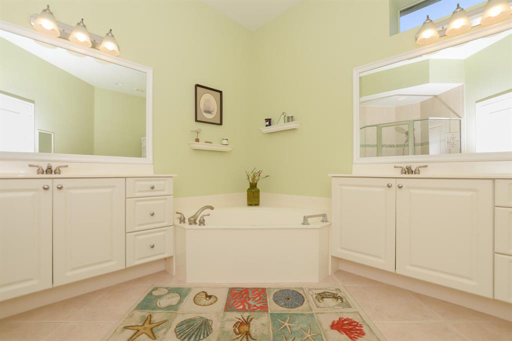 RIVER PLACE ON THE ST LUCIE NO 6 - Residential